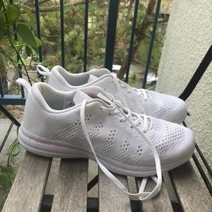 APL Techloom Sneakers Unisex (mens 9 / womens 10.5)